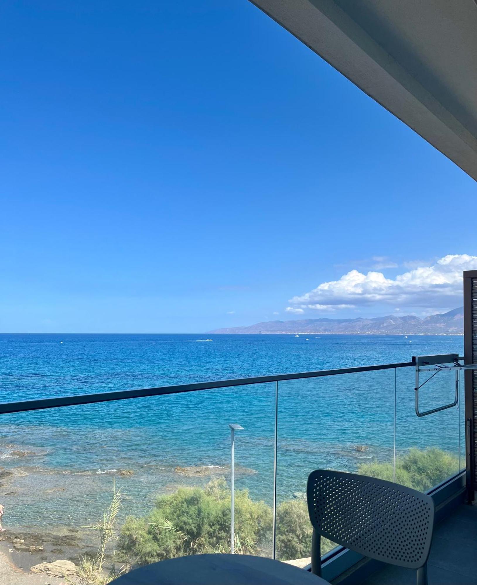Maritime Suites Hersonissos  Exteriör bild