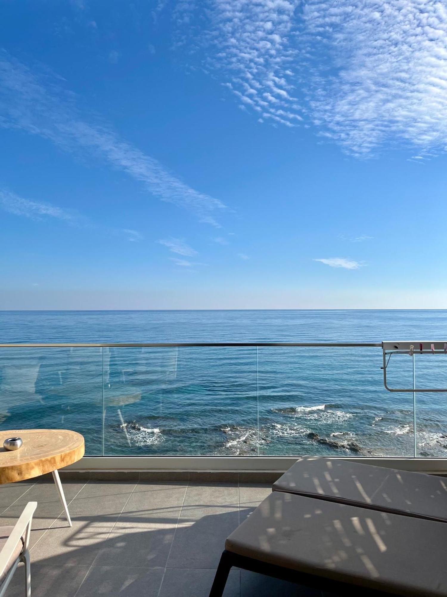 Maritime Suites Hersonissos  Exteriör bild