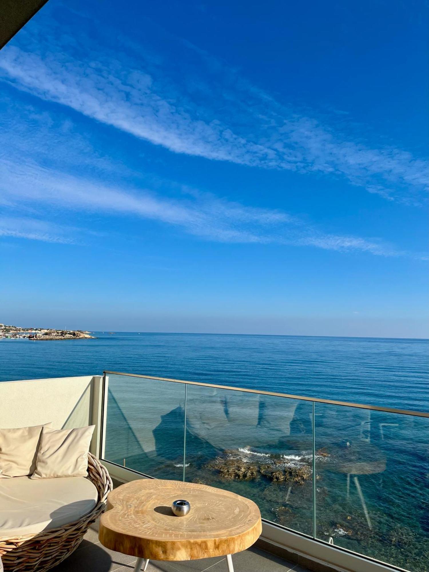 Maritime Suites Hersonissos  Exteriör bild