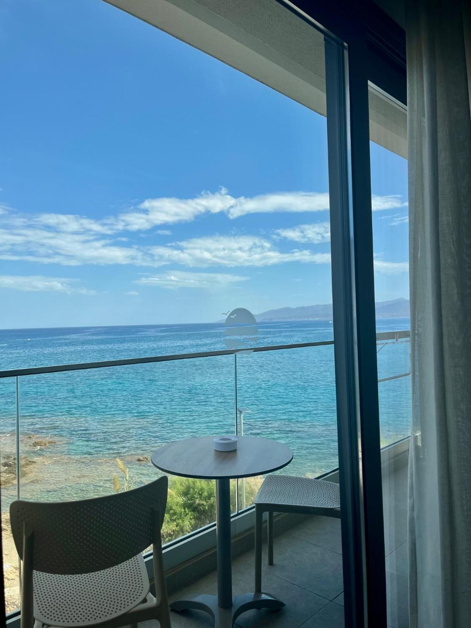 Maritime Suites Hersonissos  Exteriör bild