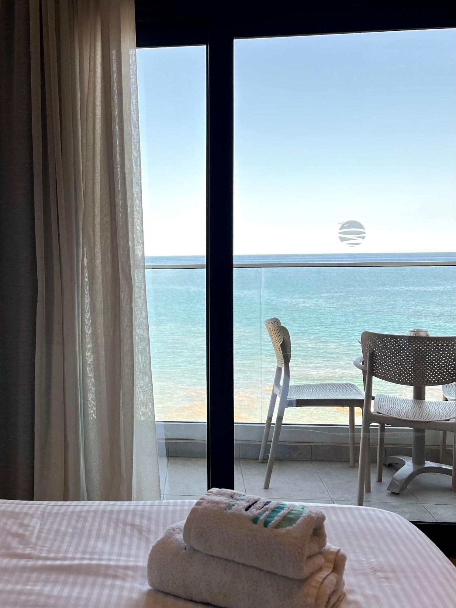 Maritime Suites Hersonissos  Exteriör bild